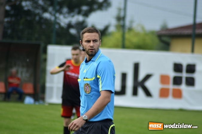 Zdjęcie w galerii na portalu naszwodzislaw.com: Sebastian Buko show w Czyżowicach. Płomień zgaszony!  wiadomości z regionu