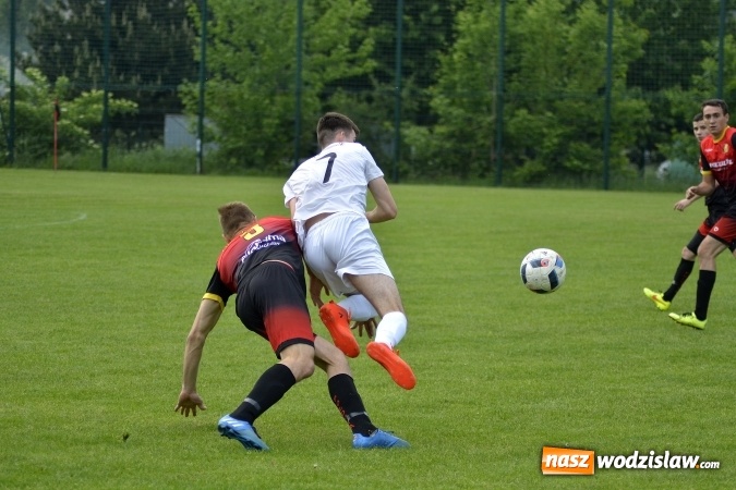 Zdjęcie w galerii na portalu naszwodzislaw.com: Sebastian Buko show w Czyżowicach. Płomień zgaszony!  wiadomości z regionu