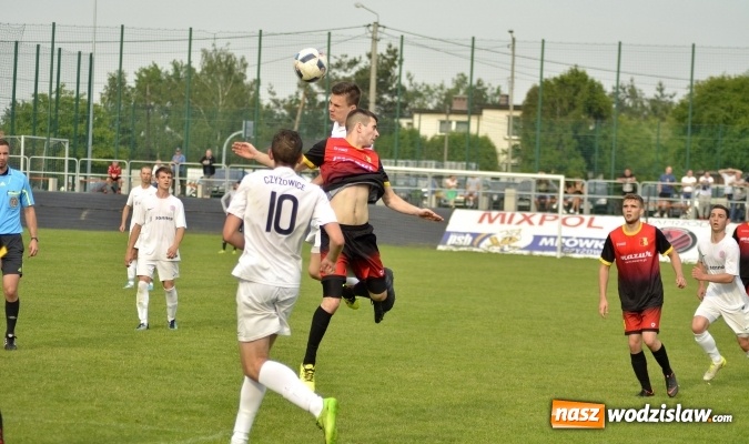 Zdjęcie w galerii na portalu naszwodzislaw.com: Sebastian Buko show w Czyżowicach. Płomień zgaszony!  wiadomości z regionu