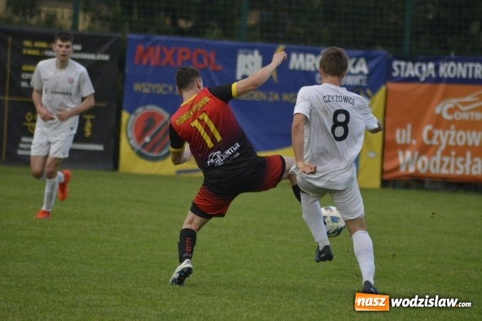 Zdjęcie w galerii na portalu naszwodzislaw.com: Sebastian Buko show w Czyżowicach. Płomień zgaszony!  wiadomości z regionu