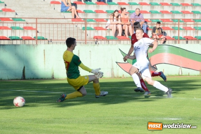 Zdjęcie w galerii na portalu naszwodzislaw.com: Tworków wysoko wygrywa w Turzy    wiadomości z regionu