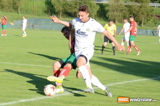 Zdjęcie w galerii na portalu naszwodzislaw.com: Tworków wysoko wygrywa w Turzy    wiadomości z regionu