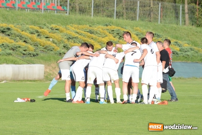 Zdjęcie w galerii na portalu naszwodzislaw.com: Tworków wysoko wygrywa w Turzy    wiadomości z regionu