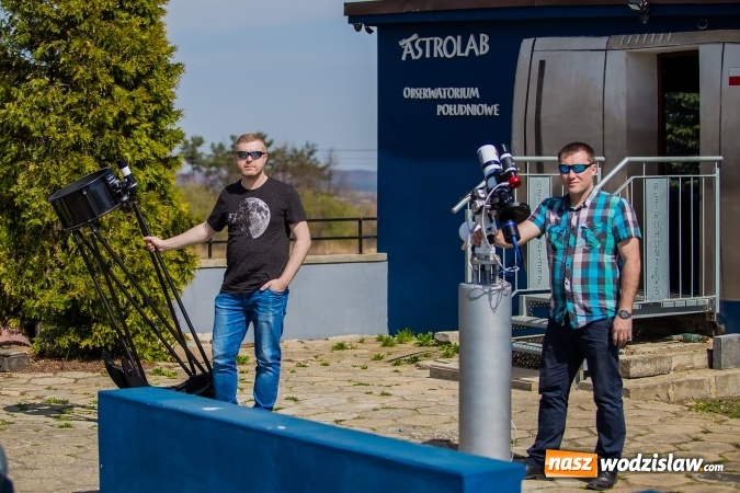 Zdjęcie w galerii na portalu naszwodzislaw.com: Astrohunters - z nimi odkryjesz Wszechświat na nowo wiadomości z regionu