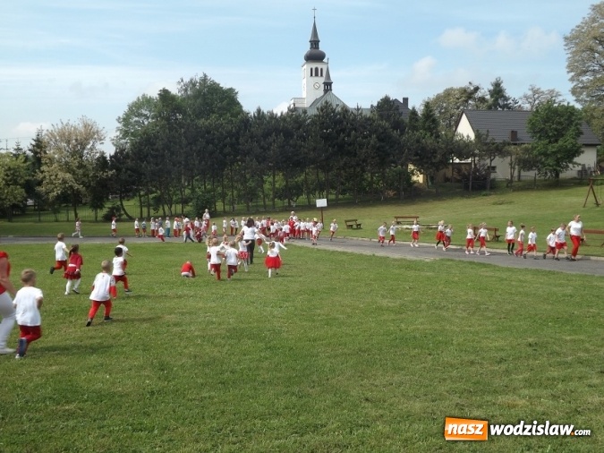 Zdjęcie w galerii na portalu naszwodzislaw.com: Droga do wolności w Gminnym Przedszkolu w Połomi wiadomości z regionu