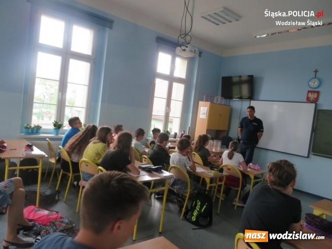 Zdjęcie w galerii na portalu naszwodzislaw.com: Dzielnicowi prowadzili warsztaty profilaktyczne wiadomości z regionu