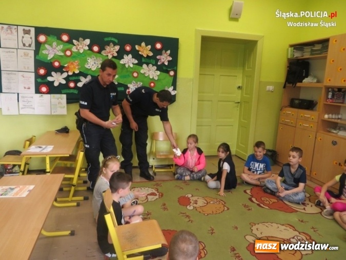 Zdjęcie w galerii na portalu naszwodzislaw.com: Dzielnicowi prowadzili warsztaty profilaktyczne wiadomości z regionu