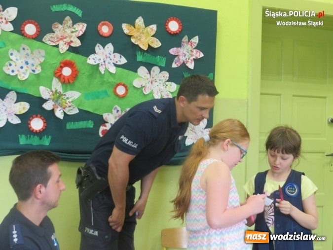 Zdjęcie w galerii na portalu naszwodzislaw.com: Dzielnicowi prowadzili warsztaty profilaktyczne wiadomości z regionu