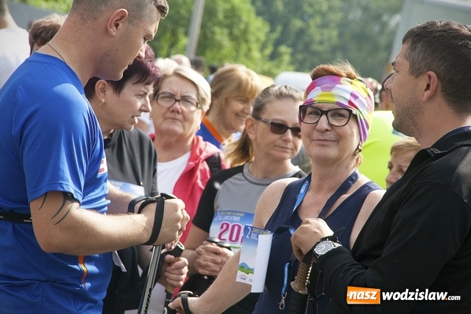 Zdjęcie w galerii na portalu naszwodzislaw.com: Zedrzyj szczewiki dla Bereniki. Pobiegli dla mieszkanki Łazisk. FOTO wiadomości z regionu