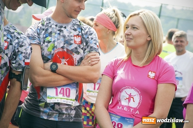 Zdjęcie w galerii na portalu naszwodzislaw.com: Zedrzyj szczewiki dla Bereniki. Pobiegli dla mieszkanki Łazisk. FOTO wiadomości z regionu