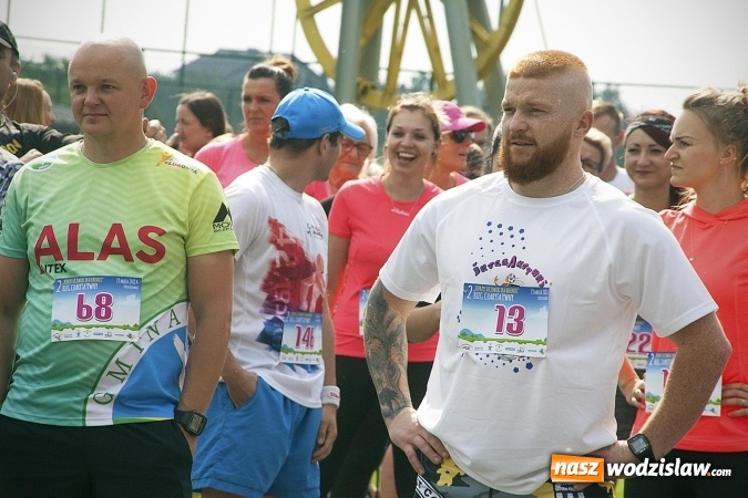 Zdjęcie w galerii na portalu naszwodzislaw.com: Zedrzyj szczewiki dla Bereniki. Pobiegli dla mieszkanki Łazisk. FOTO wiadomości z regionu