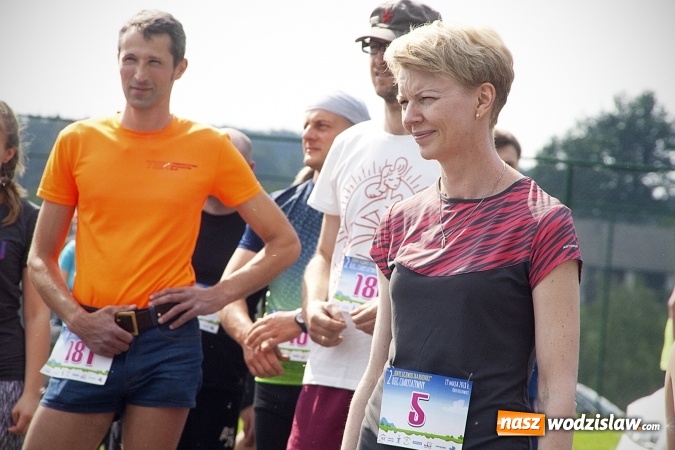 Zdjęcie w galerii na portalu naszwodzislaw.com: Zedrzyj szczewiki dla Bereniki. Pobiegli dla mieszkanki Łazisk. FOTO wiadomości z regionu