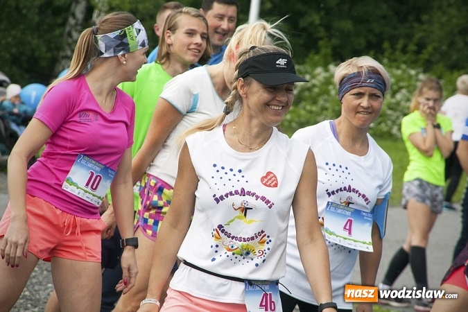 Zdjęcie w galerii na portalu naszwodzislaw.com: Zedrzyj szczewiki dla Bereniki. Pobiegli dla mieszkanki Łazisk. FOTO wiadomości z regionu