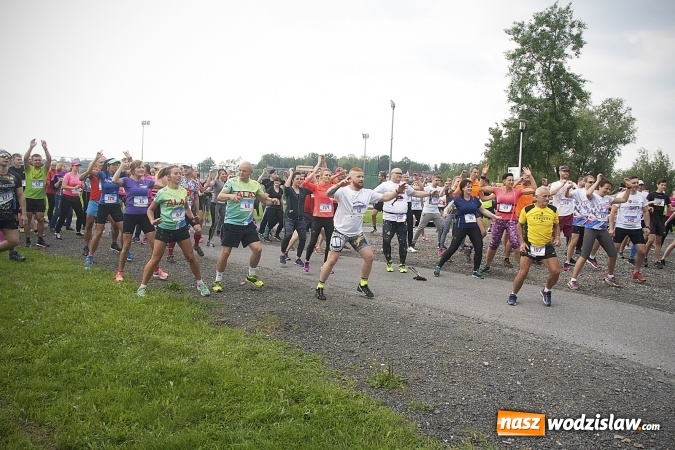 Zdjęcie w galerii na portalu naszwodzislaw.com: Zedrzyj szczewiki dla Bereniki. Pobiegli dla mieszkanki Łazisk. FOTO wiadomości z regionu
