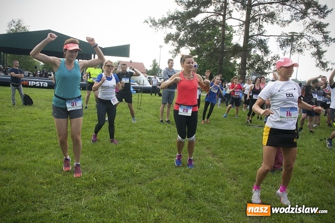 Zdjęcie w galerii na portalu naszwodzislaw.com: Zedrzyj szczewiki dla Bereniki. Pobiegli dla mieszkanki Łazisk. FOTO wiadomości z regionu