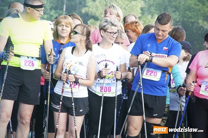 Zdjęcie w galerii na portalu naszwodzislaw.com: Zedrzyj szczewiki dla Bereniki. Pobiegli dla mieszkanki Łazisk. FOTO wiadomości z regionu