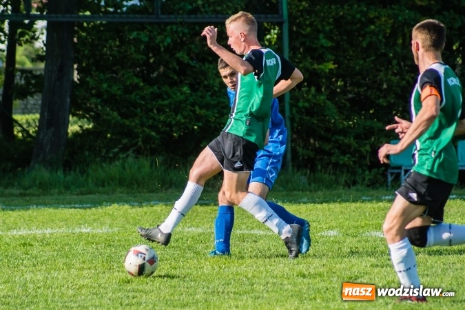 Zdjęcie w galerii na portalu naszwodzislaw.com: C klasa: Miłe złego początki. Olszynka bez punktów w starciu z Wichrem Płonia wiadomości z regionu