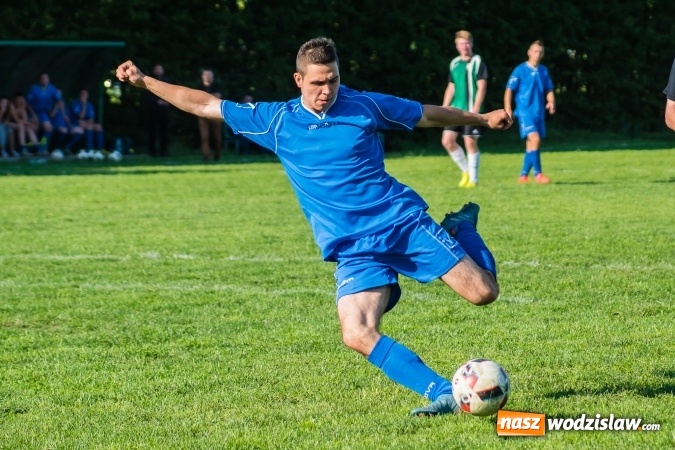 Zdjęcie w galerii na portalu naszwodzislaw.com: C klasa: Miłe złego początki. Olszynka bez punktów w starciu z Wichrem Płonia wiadomości z regionu