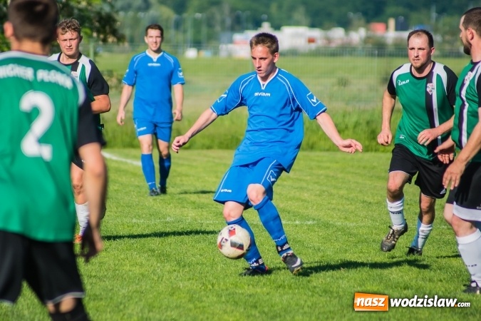 Zdjęcie w galerii na portalu naszwodzislaw.com: C klasa: Miłe złego początki. Olszynka bez punktów w starciu z Wichrem Płonia wiadomości z regionu