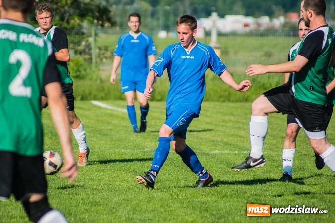 Zdjęcie w galerii na portalu naszwodzislaw.com: C klasa: Miłe złego początki. Olszynka bez punktów w starciu z Wichrem Płonia wiadomości z regionu