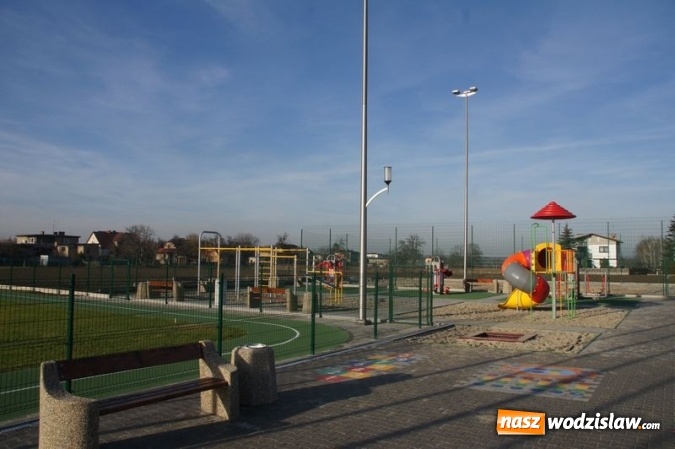 Zdjęcie w galerii na portalu naszwodzislaw.com: W Gołkowicach otworzą boisko  wiadomości z regionu