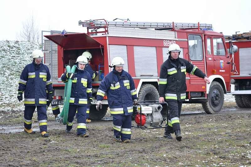 Zdjęcie w galerii na portalu naszwodzislaw.com: Niezapowiedziane ćwiczenia w Olzie wiadomości z regionu