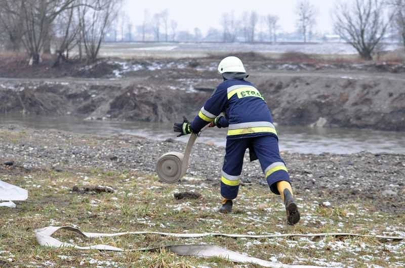 Zdjęcie w galerii na portalu naszwodzislaw.com: Niezapowiedziane ćwiczenia w Olzie wiadomości z regionu