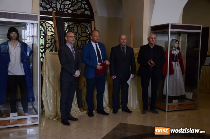 Zdjęcie w galerii na portalu naszwodzislaw.com: Silesia Tak Art oraz Towarzystwo Miłośników Ziemi Wodzisławskiej z wystawą w Muzeum. ZDJĘCIA  wiadomości z regionu