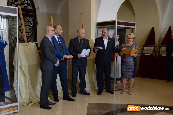 Zdjęcie w galerii na portalu naszwodzislaw.com: Silesia Tak Art oraz Towarzystwo Miłośników Ziemi Wodzisławskiej z wystawą w Muzeum. ZDJĘCIA  wiadomości z regionu