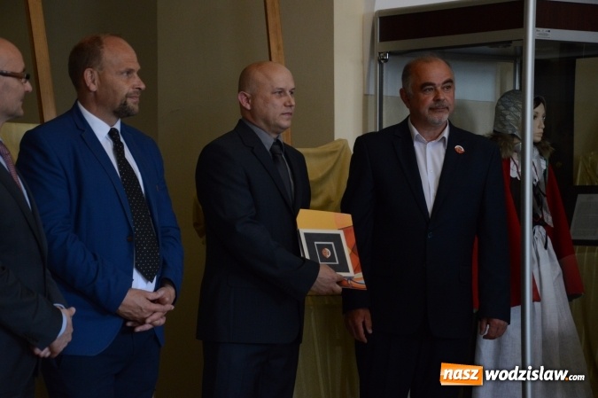 Zdjęcie w galerii na portalu naszwodzislaw.com: Silesia Tak Art oraz Towarzystwo Miłośników Ziemi Wodzisławskiej z wystawą w Muzeum. ZDJĘCIA  wiadomości z regionu