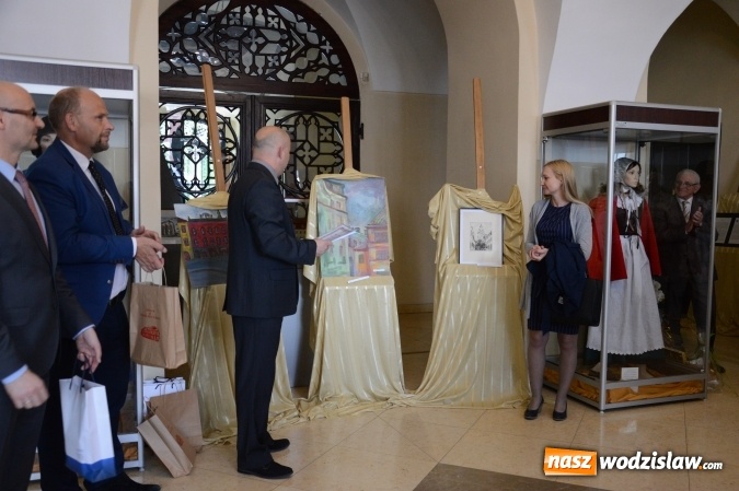 Zdjęcie w galerii na portalu naszwodzislaw.com: Silesia Tak Art oraz Towarzystwo Miłośników Ziemi Wodzisławskiej z wystawą w Muzeum. ZDJĘCIA  wiadomości z regionu