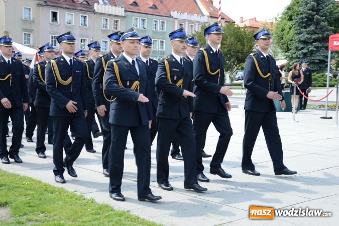 Zdjęcie w galerii na portalu naszwodzislaw.com: Obchody Dnia Strażaka na wodzisławskim rynku. ZDJĘCIA  wiadomości z regionu