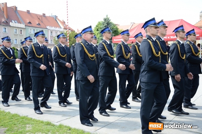 Zdjęcie w galerii na portalu naszwodzislaw.com: Obchody Dnia Strażaka na wodzisławskim rynku. ZDJĘCIA  wiadomości z regionu