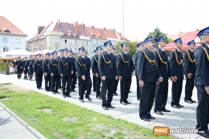 Zdjęcie w galerii na portalu naszwodzislaw.com: Obchody Dnia Strażaka na wodzisławskim rynku. ZDJĘCIA  wiadomości z regionu