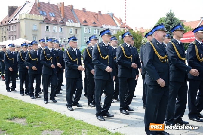 Zdjęcie w galerii na portalu naszwodzislaw.com: Obchody Dnia Strażaka na wodzisławskim rynku. ZDJĘCIA  wiadomości z regionu