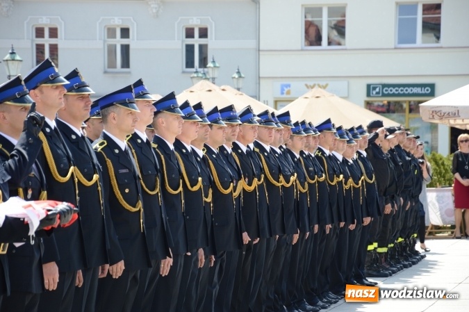 Zdjęcie w galerii na portalu naszwodzislaw.com: Obchody Dnia Strażaka na wodzisławskim rynku. ZDJĘCIA  wiadomości z regionu