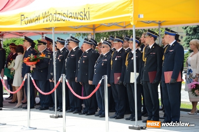 Zdjęcie w galerii na portalu naszwodzislaw.com: Obchody Dnia Strażaka na wodzisławskim rynku. ZDJĘCIA  wiadomości z regionu