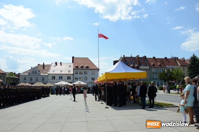 Zdjęcie w galerii na portalu naszwodzislaw.com: Obchody Dnia Strażaka na wodzisławskim rynku. ZDJĘCIA  wiadomości z regionu
