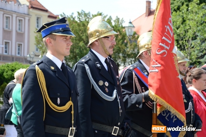 Zdjęcie w galerii na portalu naszwodzislaw.com: Obchody Dnia Strażaka na wodzisławskim rynku. ZDJĘCIA  wiadomości z regionu