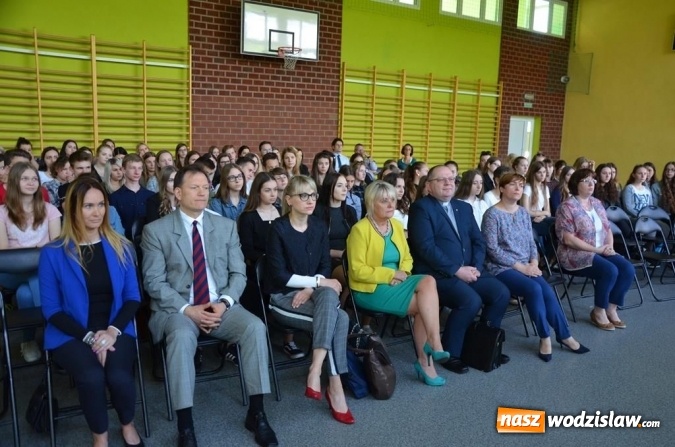Zdjęcie w galerii na portalu naszwodzislaw.com: Festiwal Akademicki w Ekonomiku wiadomości z regionu