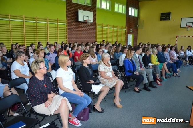 Zdjęcie w galerii na portalu naszwodzislaw.com: Festiwal Akademicki w Ekonomiku wiadomości z regionu