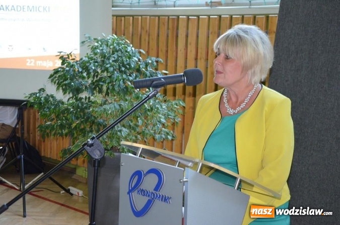 Zdjęcie w galerii na portalu naszwodzislaw.com: Festiwal Akademicki w Ekonomiku wiadomości z regionu