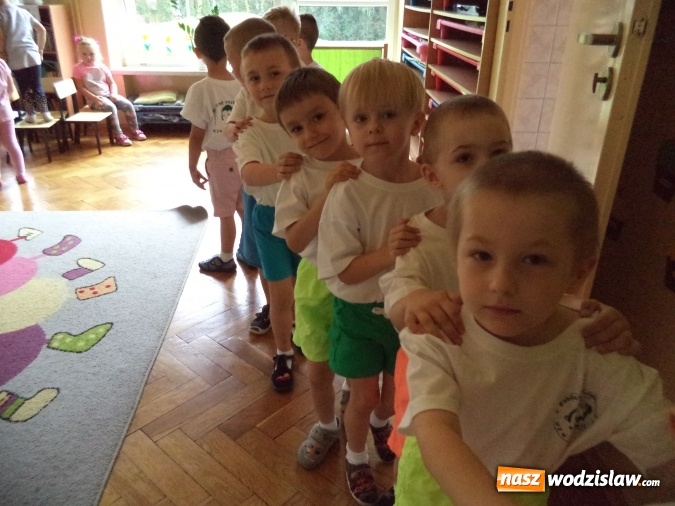 Zdjęcie w galerii na portalu naszwodzislaw.com: Dzień Mamy w przedszkolu nr 2 w Pszowie wiadomości z regionu