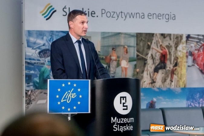 Zdjęcie w galerii na portalu naszwodzislaw.com: Jak wygląda walka ze smogiem? wiadomości z regionu