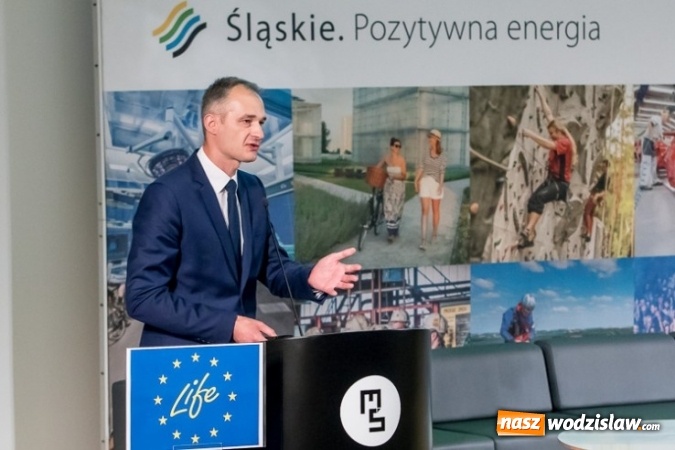 Zdjęcie w galerii na portalu naszwodzislaw.com: Jak wygląda walka ze smogiem? wiadomości z regionu