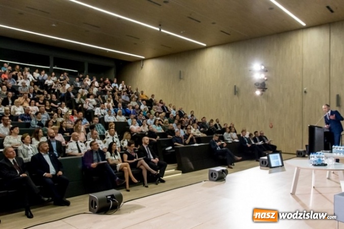 Zdjęcie w galerii na portalu naszwodzislaw.com: Jak wygląda walka ze smogiem? wiadomości z regionu