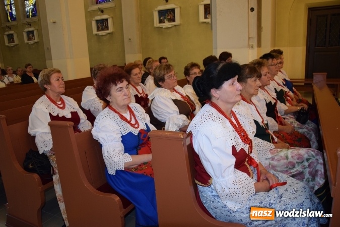 Zdjęcie w galerii na portalu naszwodzislaw.com: Koło Gospodyń Wiejskich w Połomi obchodziło jubileusz 90 - lecia wiadomości z regionu
