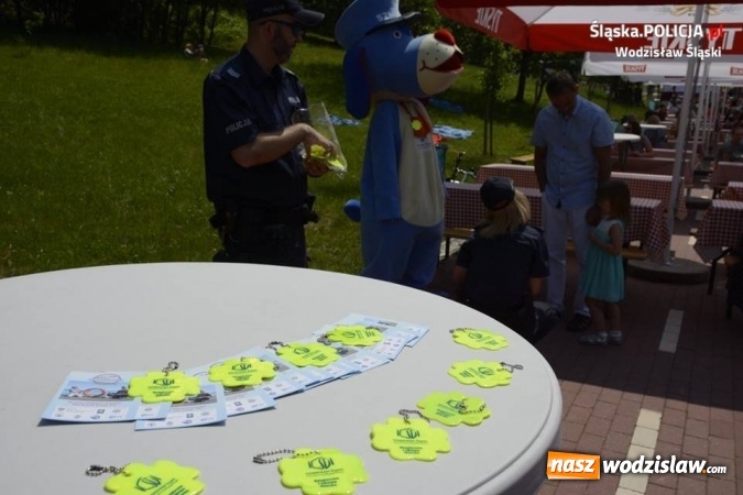 Zdjęcie w galerii na portalu naszwodzislaw.com: Pracowity weekend wodzisławskich dzielnicowych wiadomości z regionu