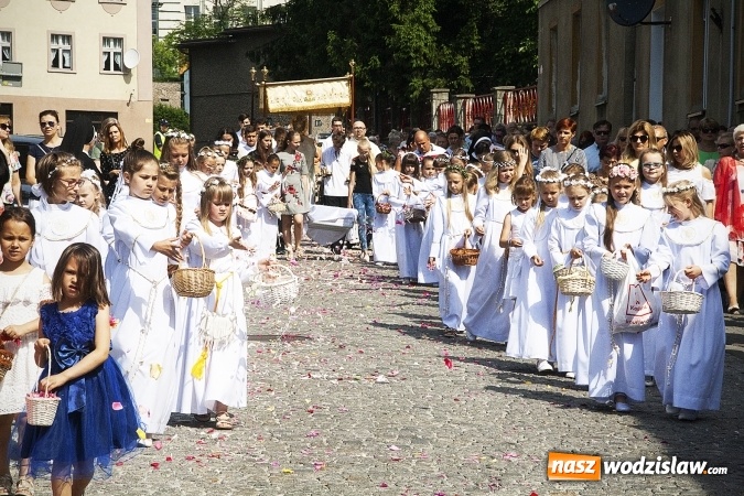 Zdjęcie w galerii na portalu naszwodzislaw.com: Boże Ciało w Wodzisławiu. ZDJĘCIA  wiadomości z regionu