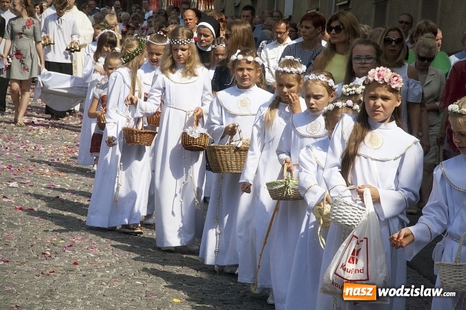 Zdjęcie w galerii na portalu naszwodzislaw.com: Boże Ciało w Wodzisławiu. ZDJĘCIA  wiadomości z regionu